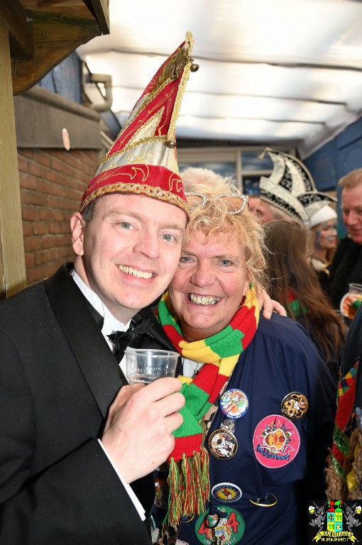 ../Images/Kroegentocht 2025 115.jpg